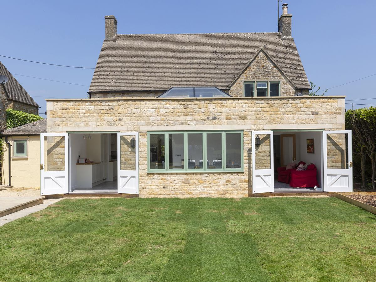 South Winds Villa Bourton-on-the-Water Dış mekan fotoğraf