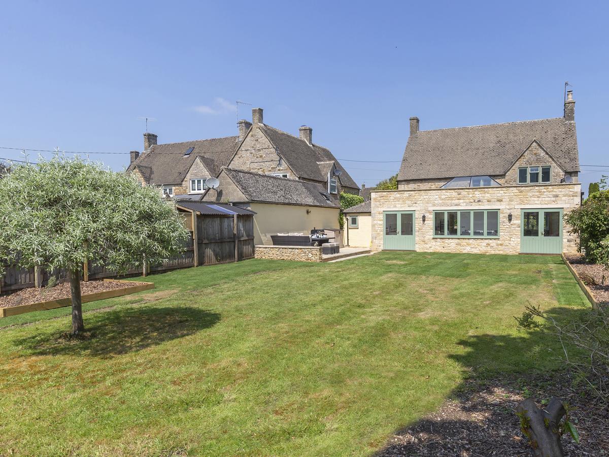 South Winds Villa Bourton-on-the-Water Dış mekan fotoğraf